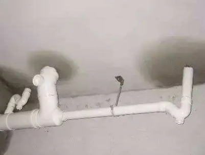 神农架林卫生间测漏水的几种情景